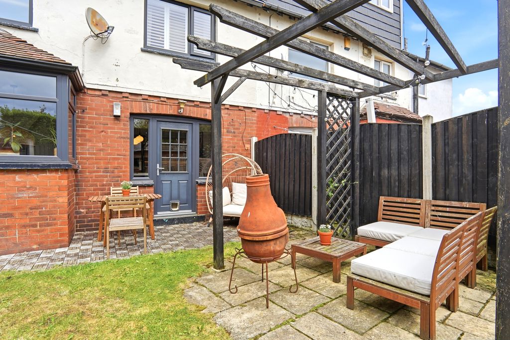 Additional image 18 of 3 bed semi-detached house for saleCopgrove Road, Leeds LS8