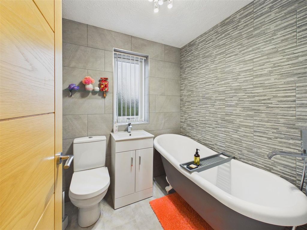 Additional image 21 of 5 bed detached house for saleThe Ridings, North Ferriby HU14