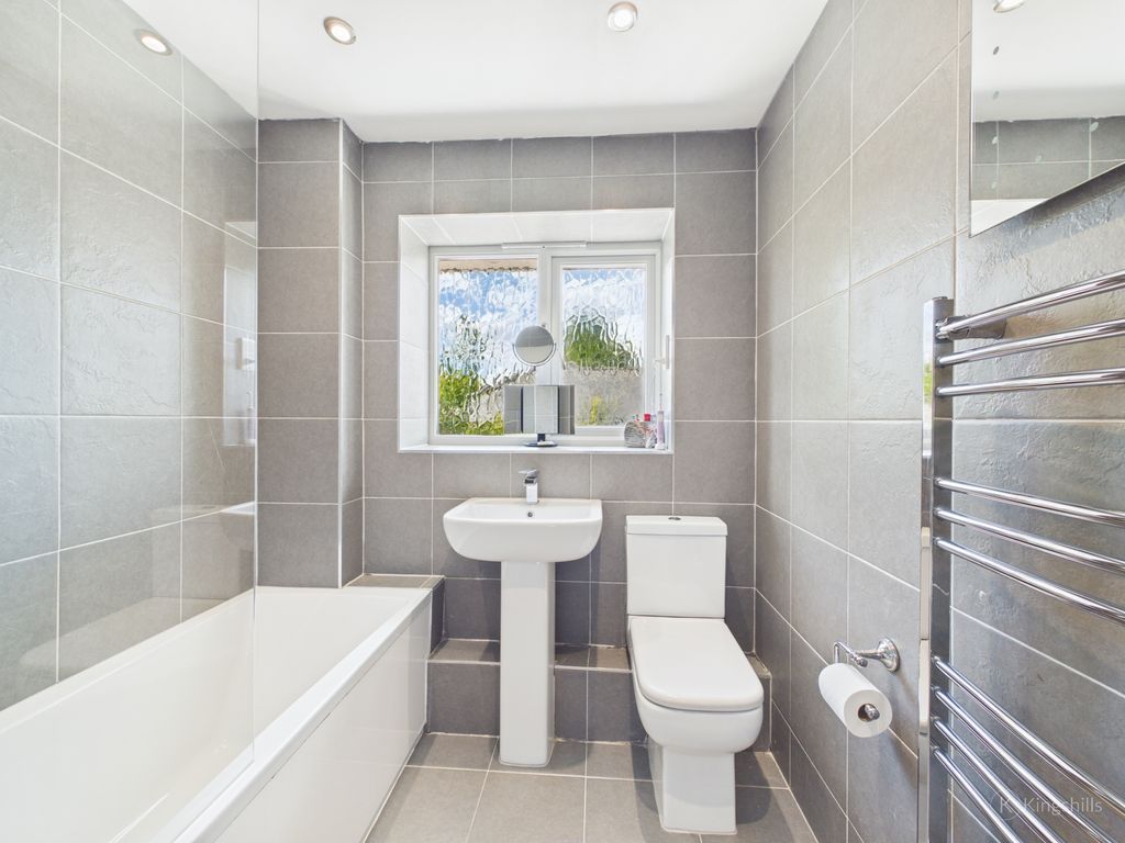 Additional image 14 of 4 bed detached house for saleGrovers Court, Wycombe Road, Princes Risborough, Buckinghamshire HP27
