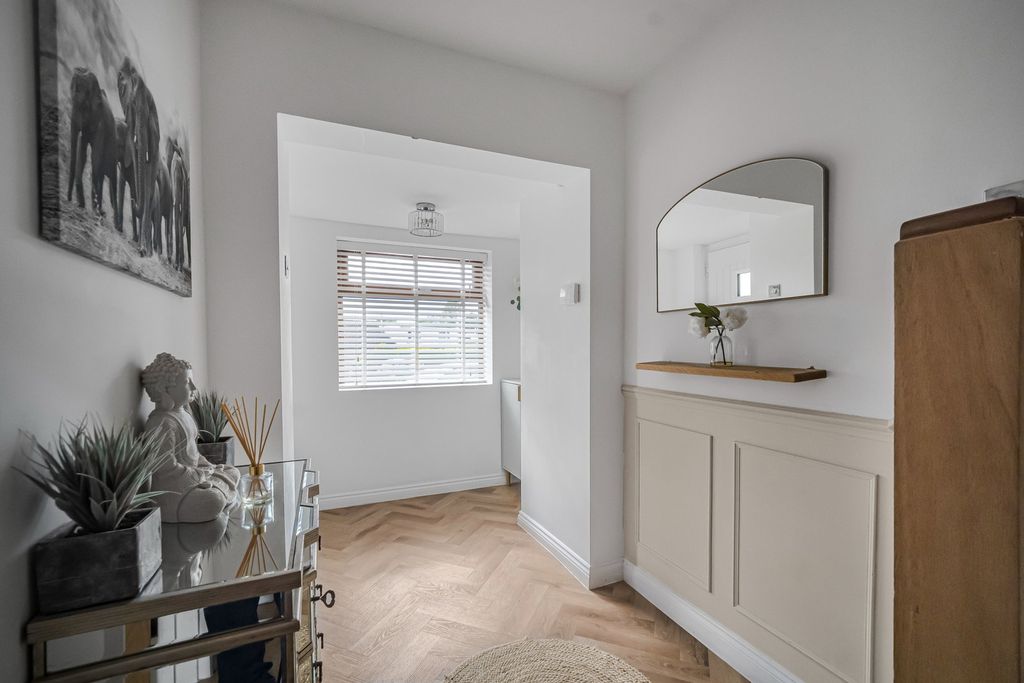 Additional image 18 of 4 bed semi-detached house for saleWhiterock Avenue, Pontypridd CF37