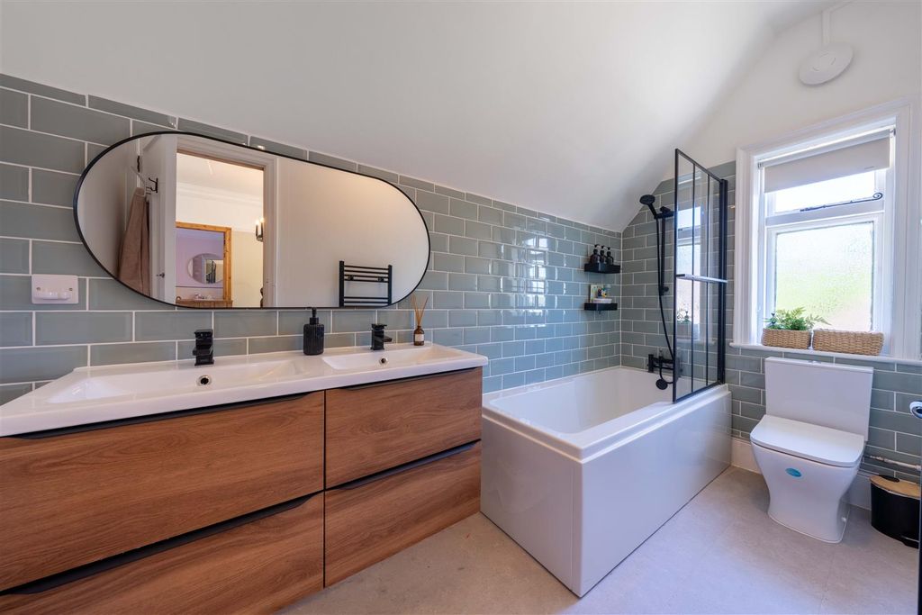 Additional image 23 of 7 bed semi-detached house for saleAbington Park Crescent, Northampton NN3
