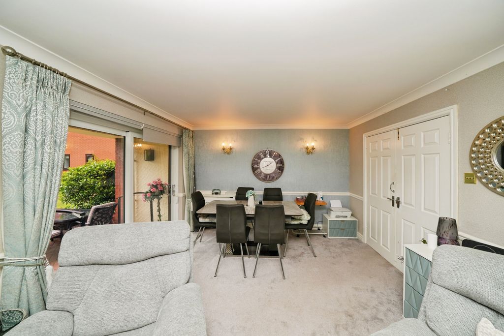 Additional image 12 of 3 bed flat for saleWaterford Road, Prenton CH43