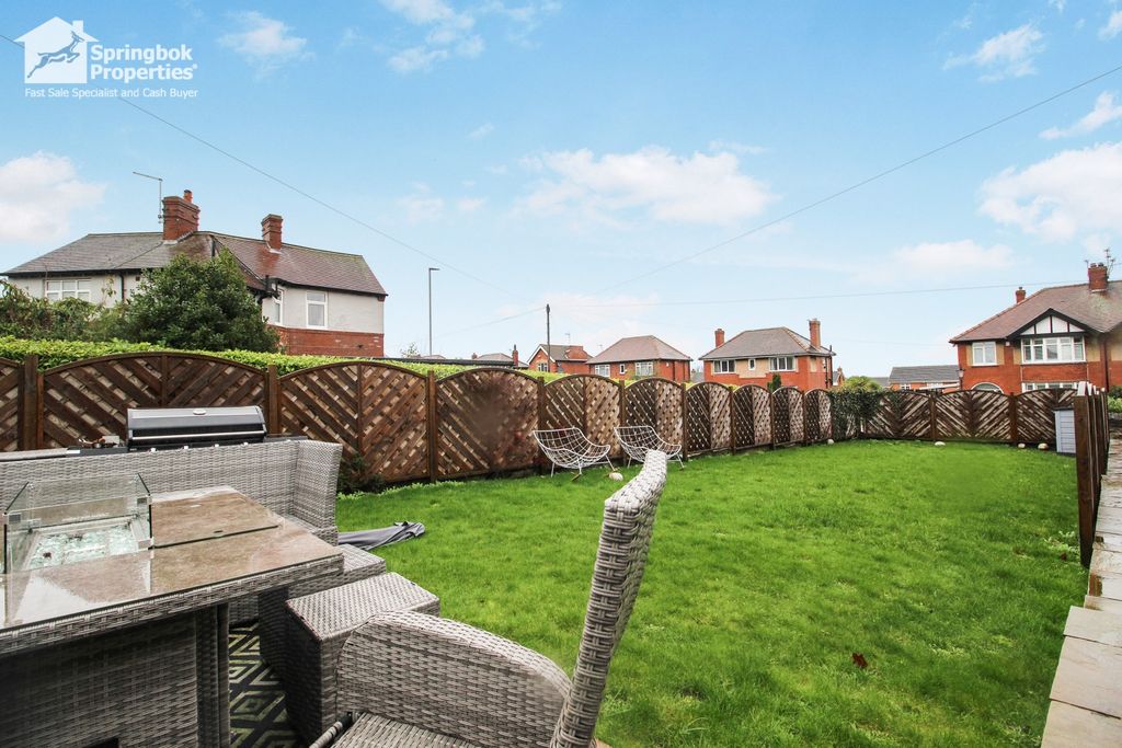 Additional image 17 of 5 bed semi-detached house for saleSnydale Road, Normanton, Wakefield, West Yorkshire WF6