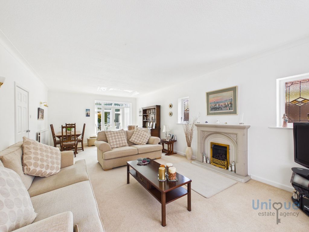 Additional image 13 of 3 bed bungalow for saleSt. Thomas Road, Lytham St. Annes FY8
