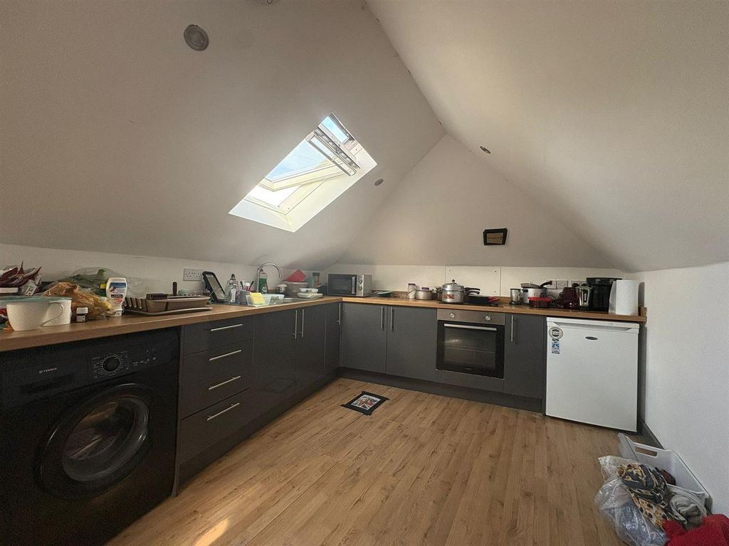 Additional image 5 of 5 bed flat for saleJames Street, Preston PR1
