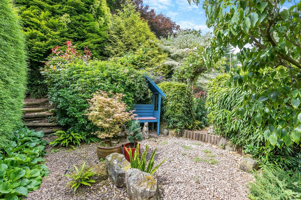 Additional image 4 of 5 bed property for saleNupend Lane, Longhope GL17