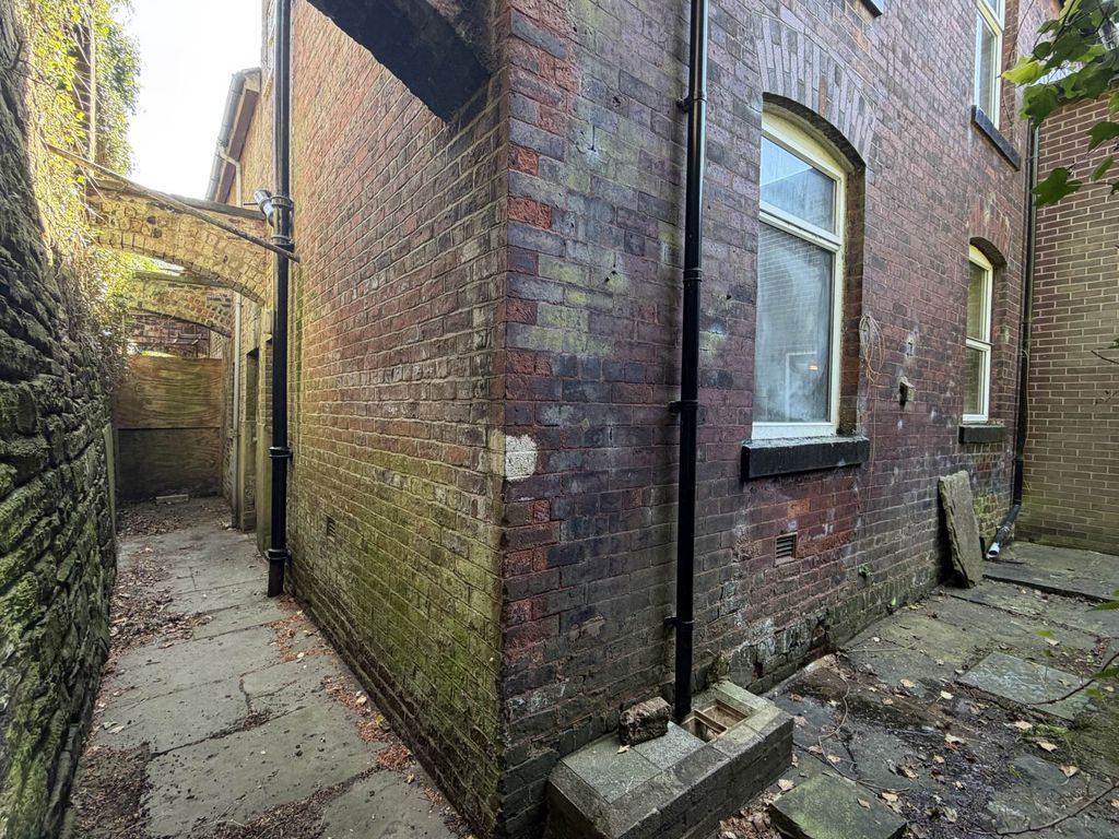 Additional image 29 of 3 bed farmhouse for saleCragg Road, Chadderton OL1