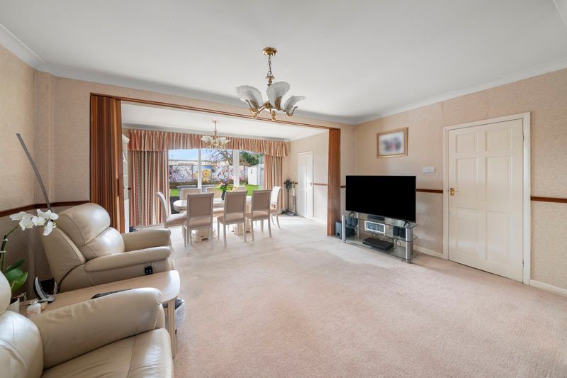 Additional image 6 of 5 bed detached house for saleDoncaster Drive, Northolt UB5