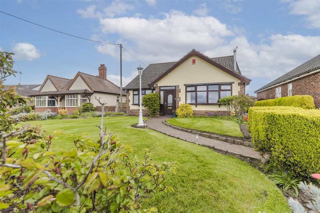 Additional image 5 of 3 bed detached bungalow for saleColleys Lane, Willaston, Cheshire CW5