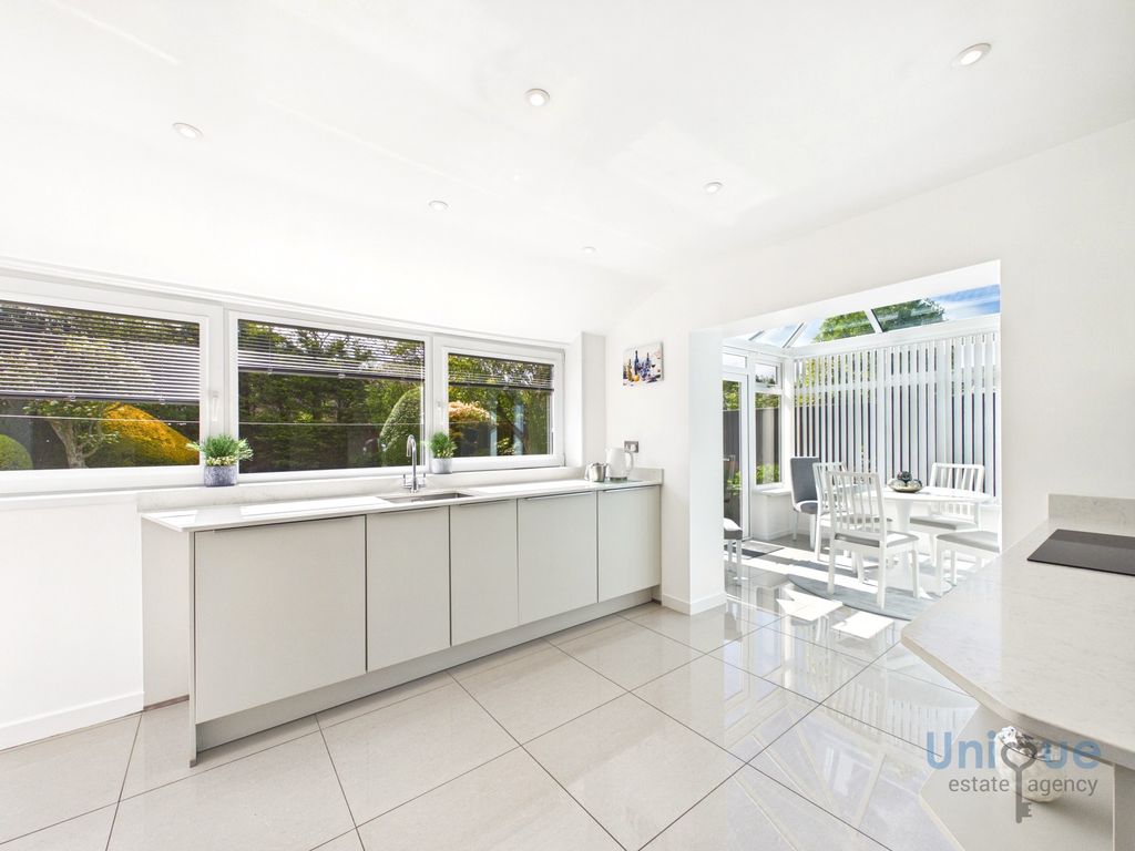 Additional image 4 of 3 bed bungalow for saleSt. Thomas Road, Lytham St. Annes FY8
