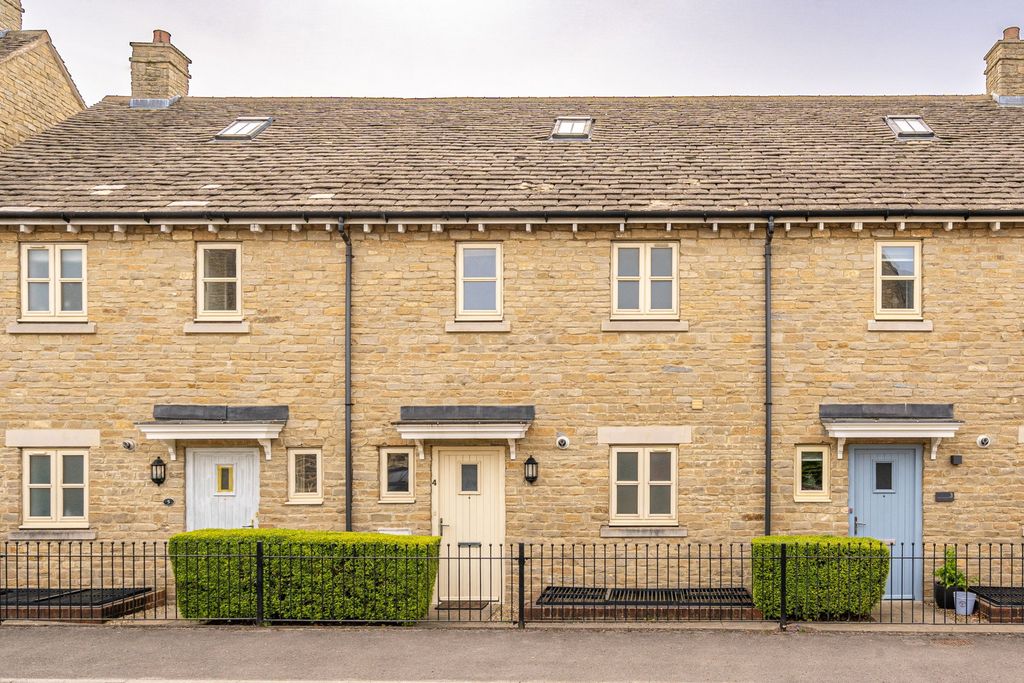 3 bed terraced house for saleThe Light, Malmesbury SN16