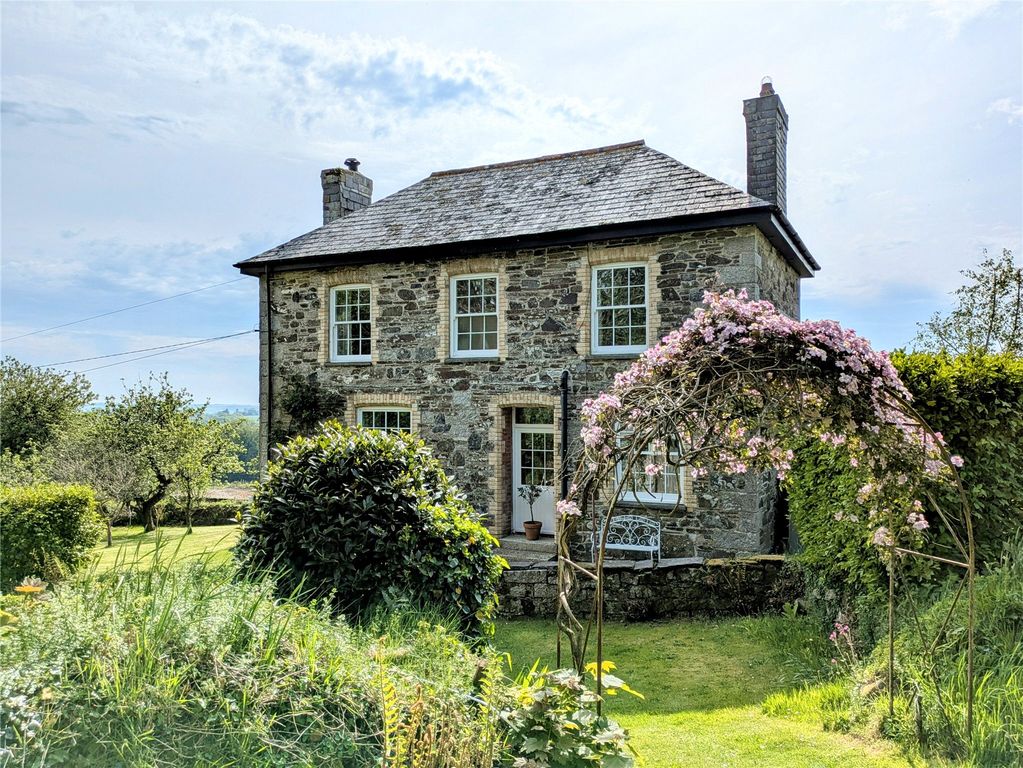 3 bed detached house for saleLiskeard, Cornwall PL14