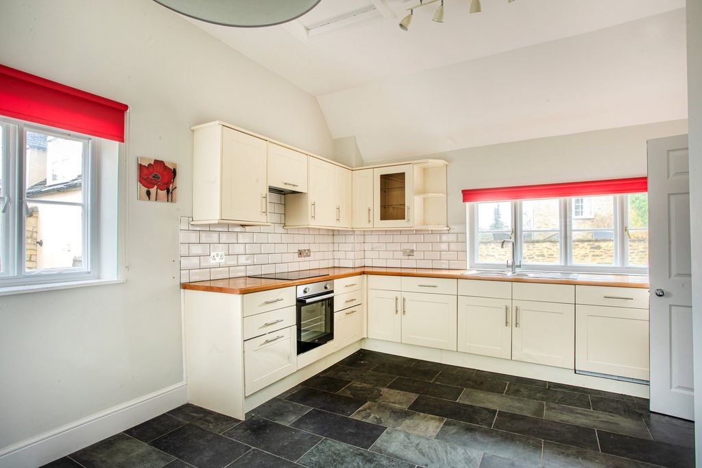 Additional image 2 of 1 bed flat for saleMarket Place, Tetbury GL8