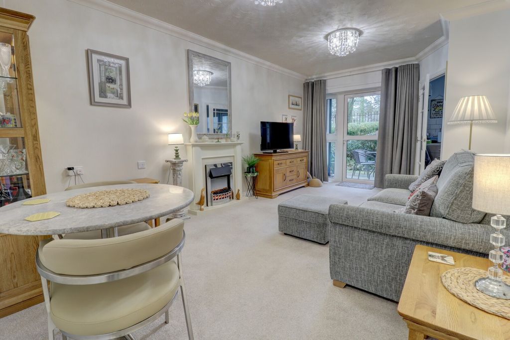 Additional image 2 of 1 bed flat for saleLongwick Road, Princes Risborough, Buckinghamshire HP27