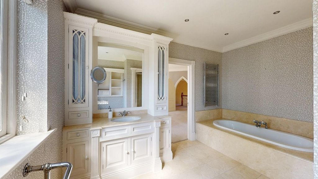 Additional image 29 of 4 bed detached house for saleLawrence Drive, Canford Cliffs, Poole BH13