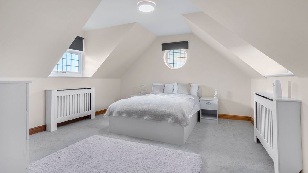 Additional image 9 of 5 bed detached house for saleLutterworth Road, Nuneaton CV11