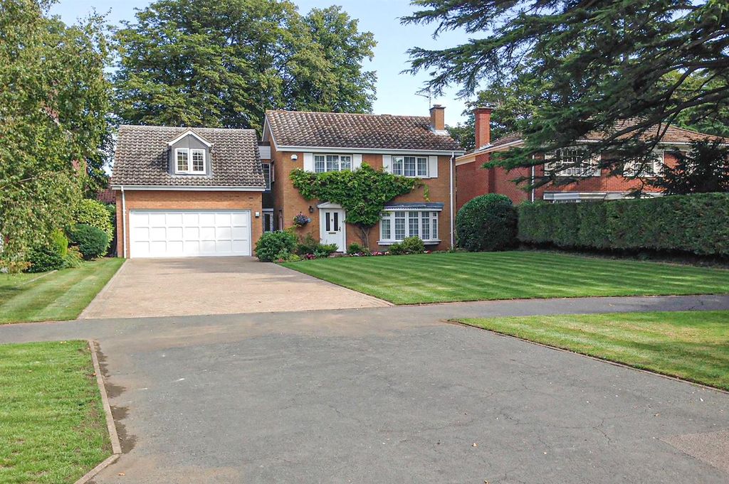 4 bed detached house for saleFalmouth Gardens, Newmarket CB8