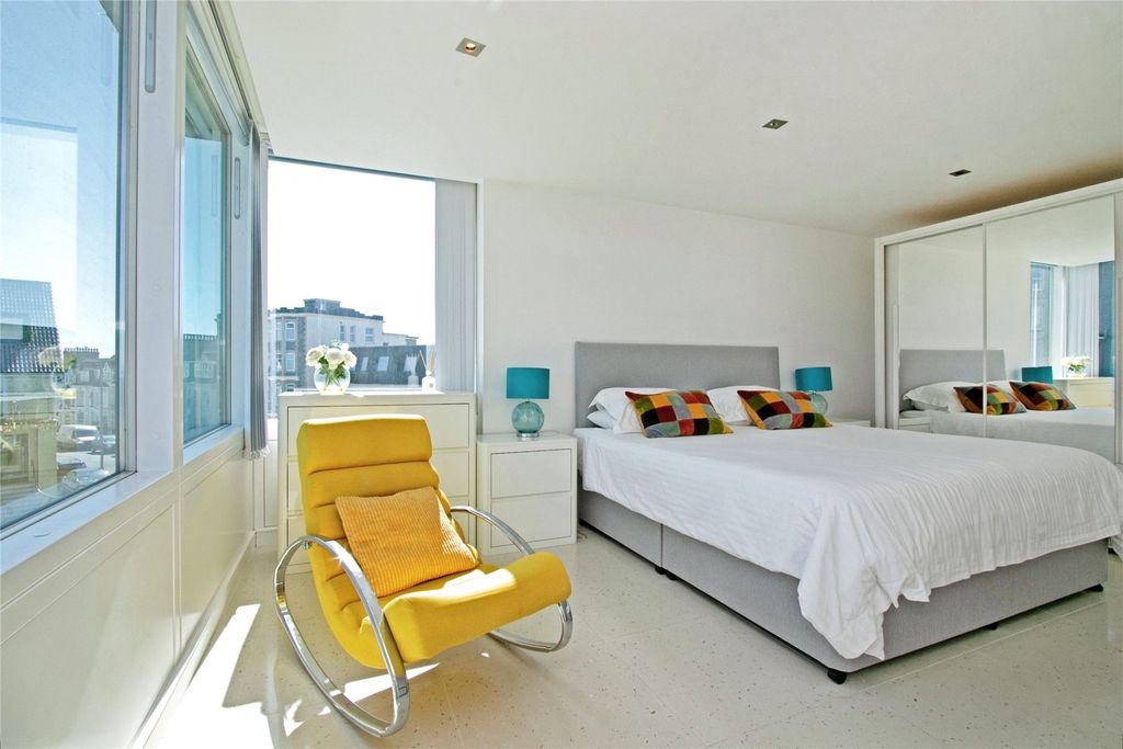 Additional image 26 of 2 bed flat for saleNarrowcliff, Newquay, Cornwall TR7
