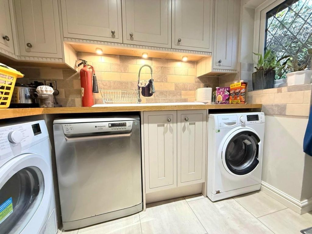 Additional image 10 of 4 bed detached house for saleShoal Creek, Collingtree Park, Northampton NN4