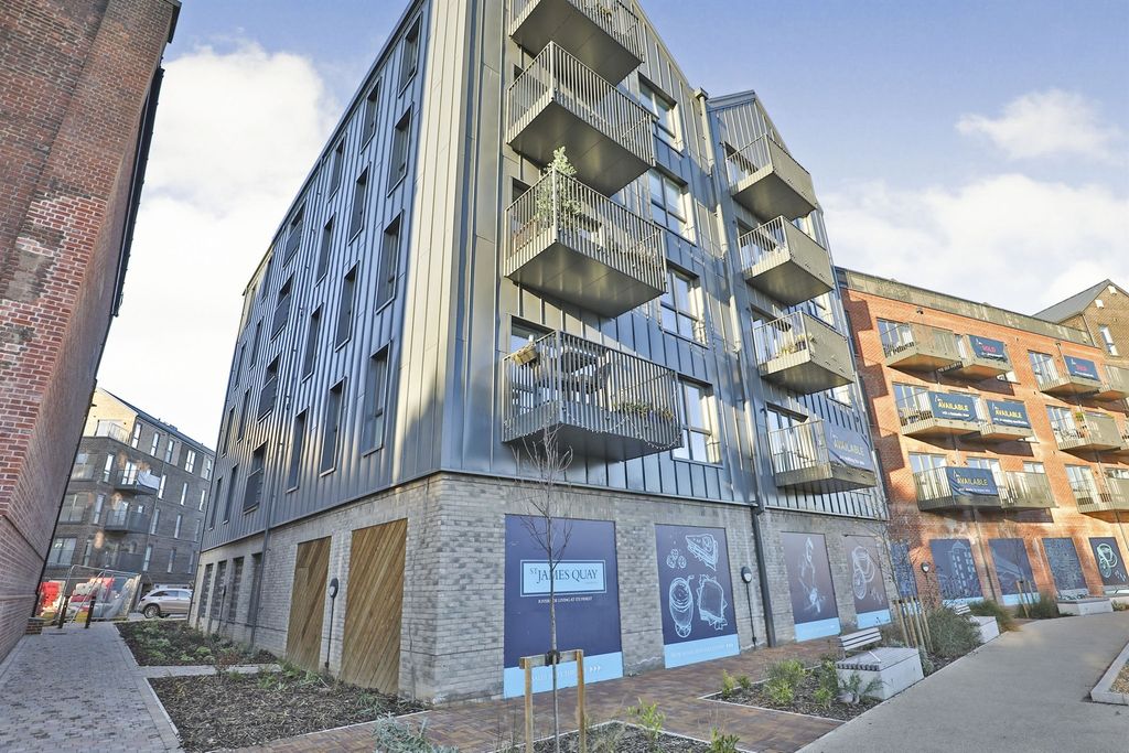 2 bed flat for salePrintworks Drive, Norwich NR3