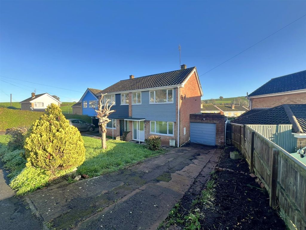 3 bed semi-detached house for saleOld Dean Road, Mitcheldean GL17