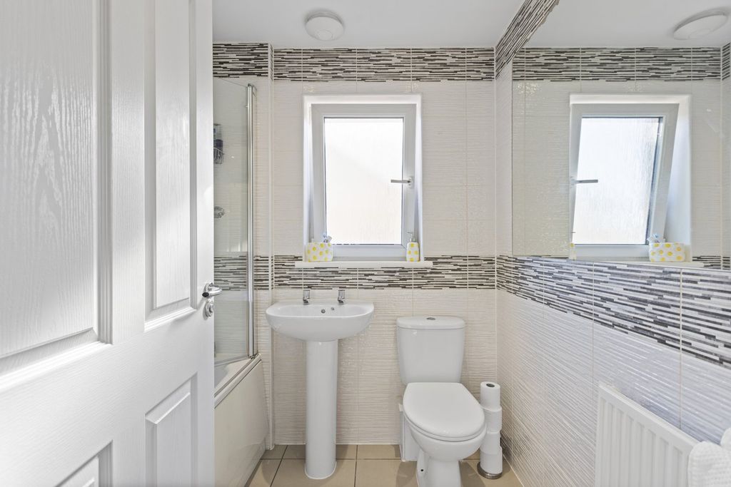 Additional image 16 of 2 bed semi-detached house for saleCorby Craig Terrace, Bilston, Roslin EH25