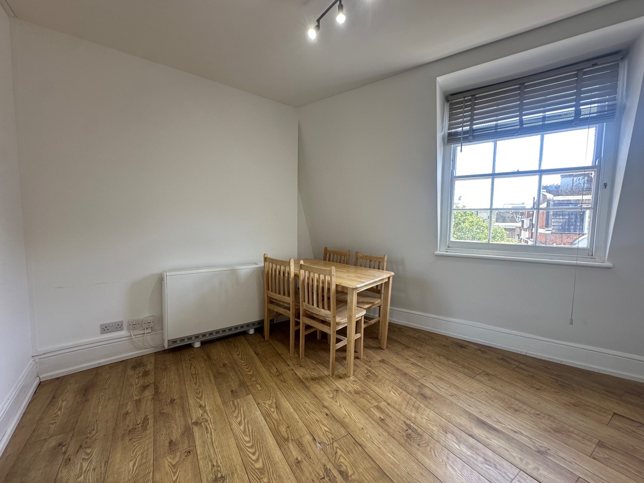 1 Bed Flat, Quantock House, W1W, N1 7GU photo 2