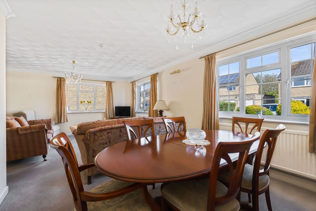 Additional image 4 of 3 bed bungalow for saleBriary Road, Lechlade, Gloucestershire GL7