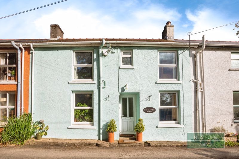 2 bed terraced house for salePenrherber, Newcastle Emlyn SA38