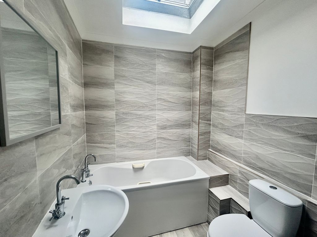 Additional image 20 of 2 bed flat for saleAlta Vista Road, Paignton TQ4