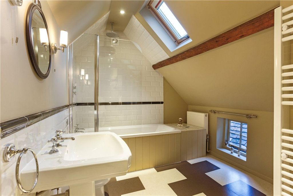 Additional image 10 of 4 bed terraced house for saleSilverless Street, Marlborough, Wiltshire SN8