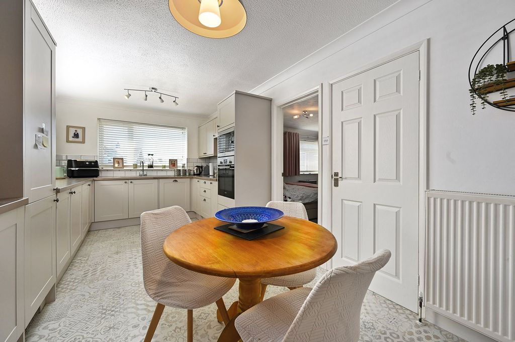 Additional image 4 of 5 bed detached house for saleBlenheim Road, Littlestone TN28