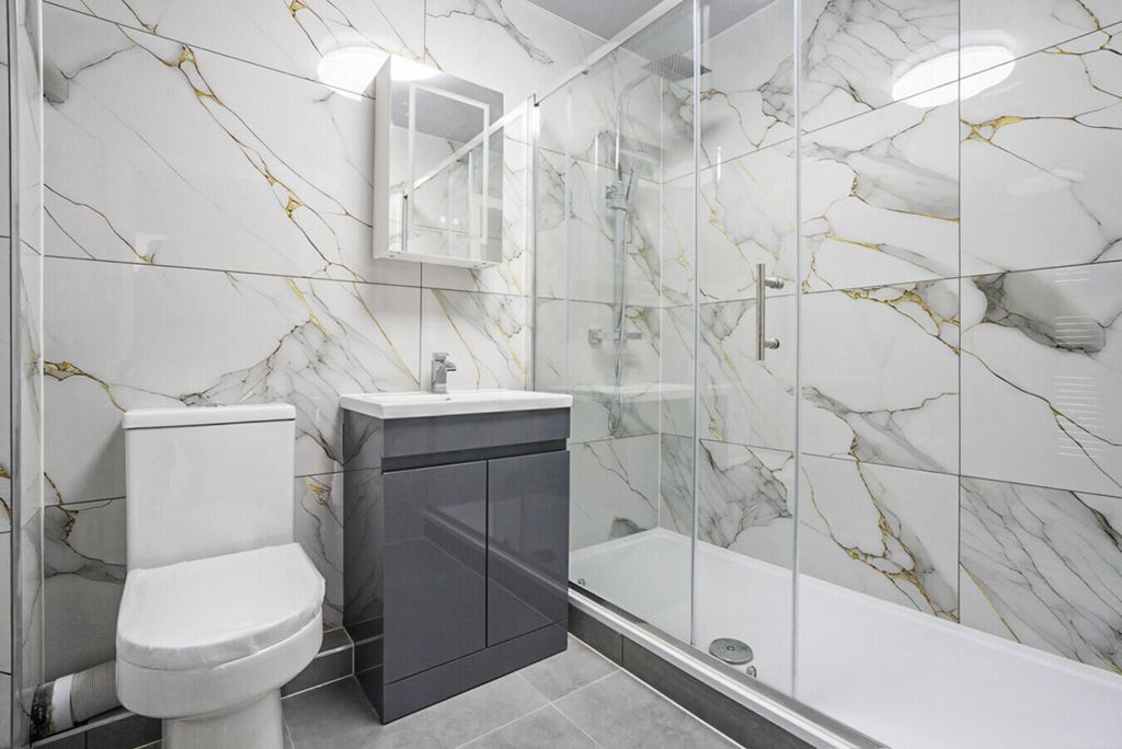 Additional image 9 of 2 bed flat for saleTaywood Road, Northolt UB5