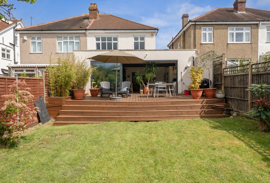 Additional image 8 of 3 bed semi-detached house for saleArundel Avenue, Morden SM4