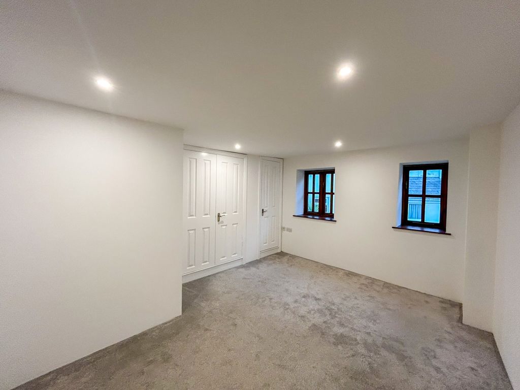 Additional image 3 of 1 bed flat for saleThe Old Coachworks, Grenville Road, Lostwithiel, Cornwall PL22