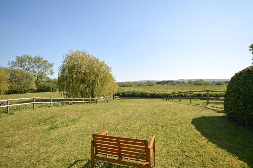 Additional image 2 of 2 bed flat for saleLower Street, Pulborough, West Sussex RH20
