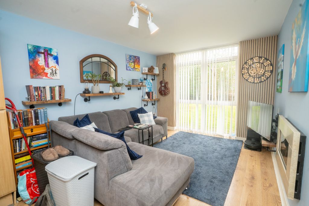 Additional image 2 of 2 bed flat for saleMayfair Court, Prenton CH43