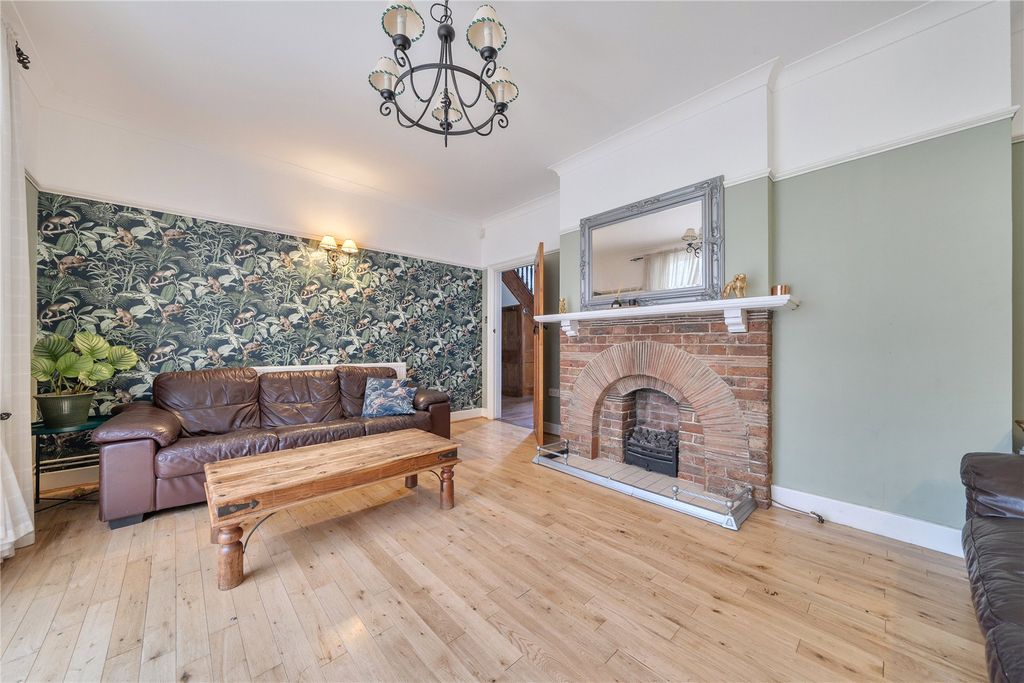 6 bed detached house for saleMada Road, Locksbottom BR6 photo 5