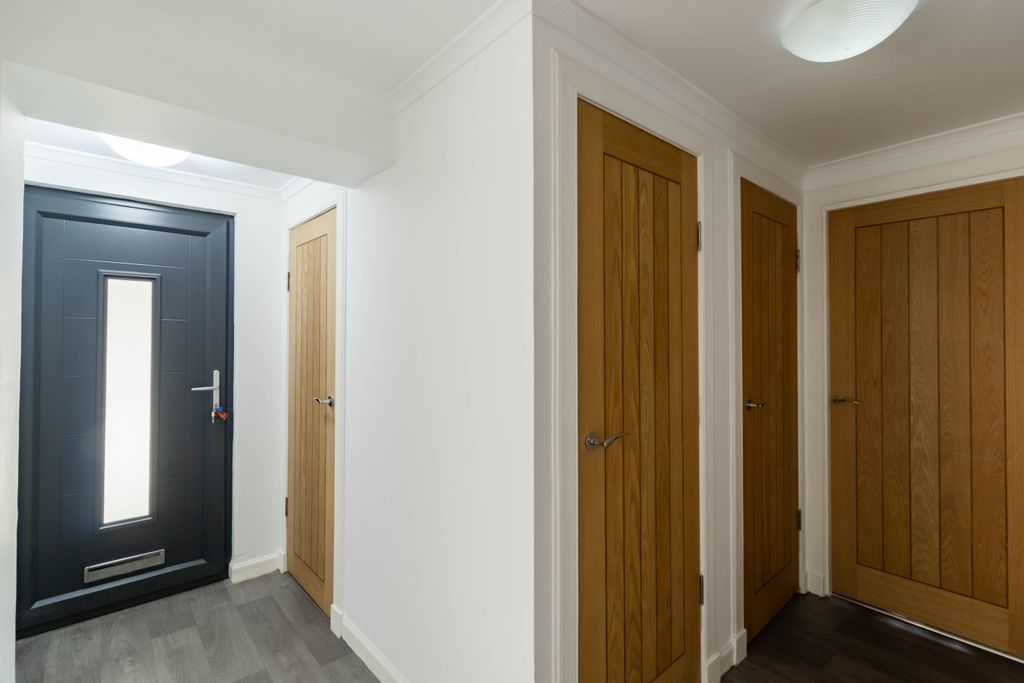 Additional image 5 of 2 bed flat for saleUpper Hall Street, Montrose DD10