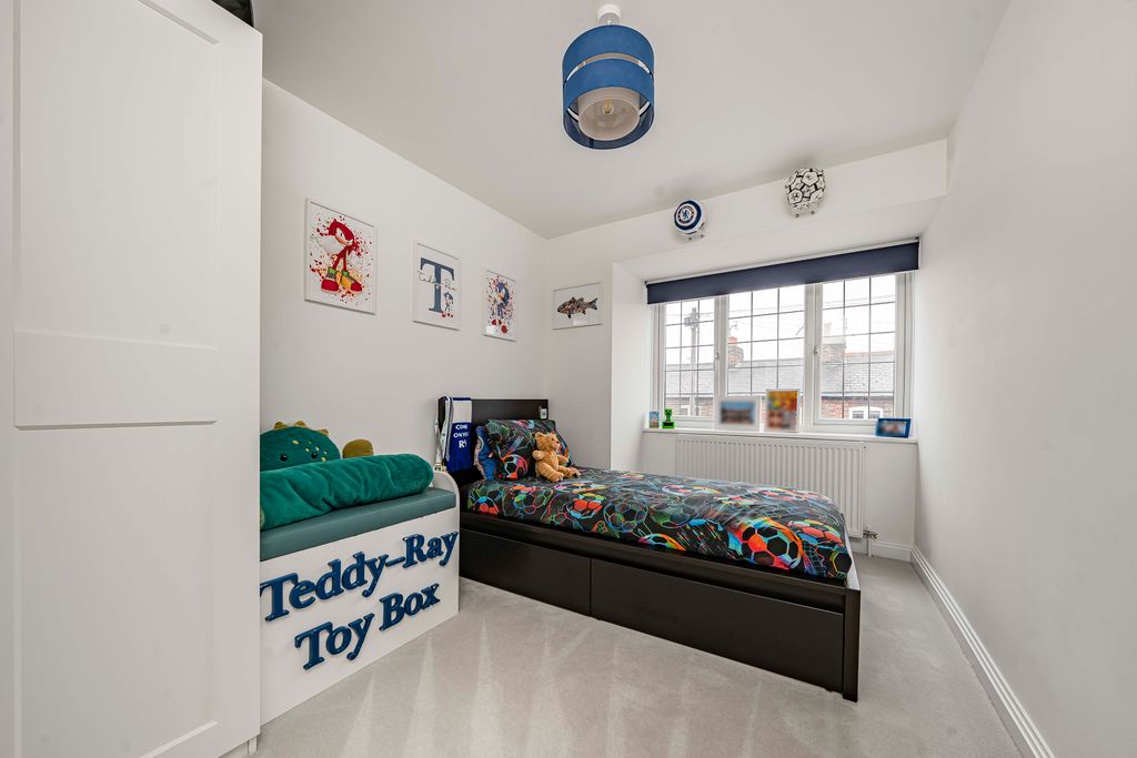 Additional image 8 of 3 bed maisonette for saleCharlotte Way, Marlow SL7