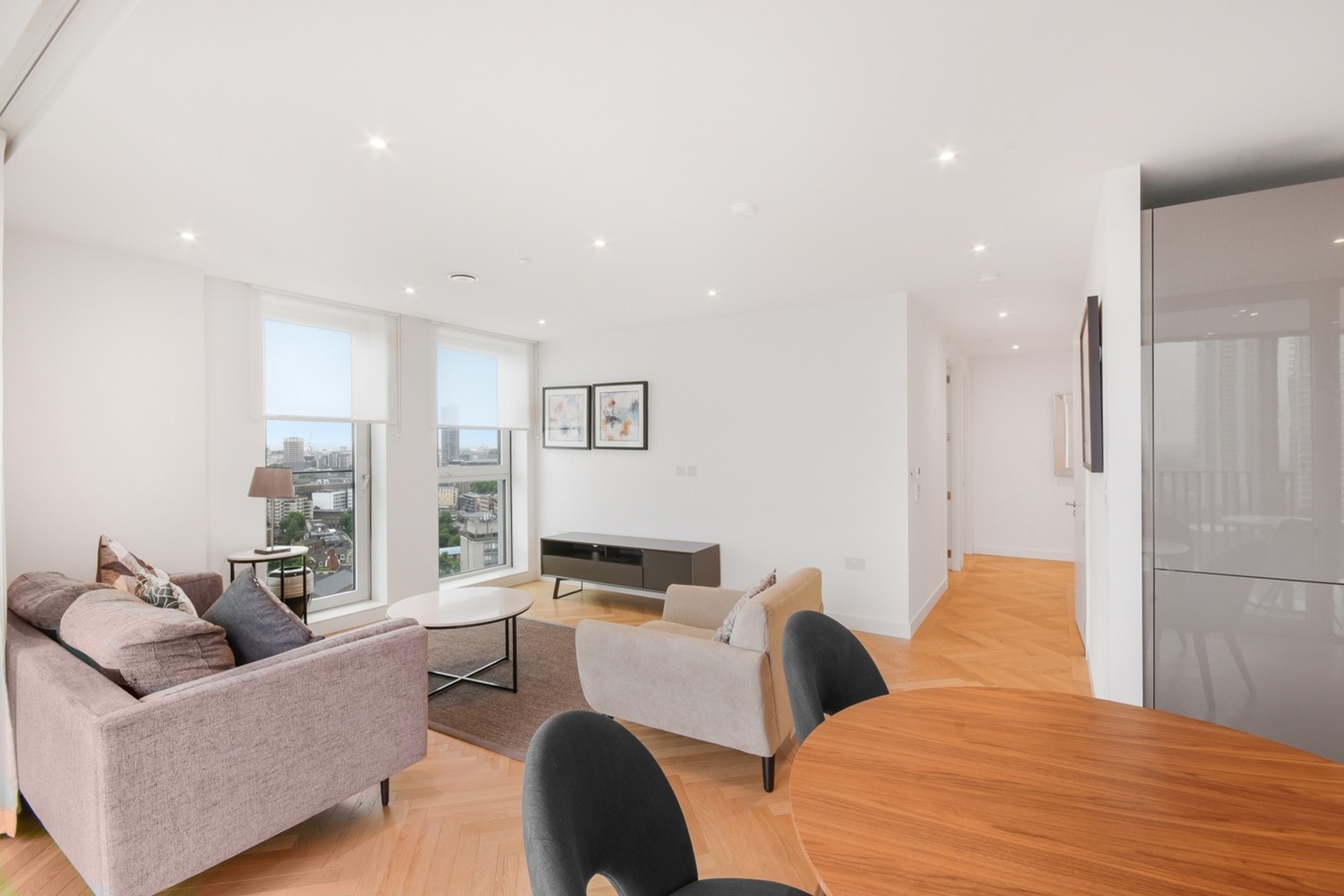 Additional image 2 of 2 Bed Flat, Southwark Bridge Road, SE1, N1 7GU