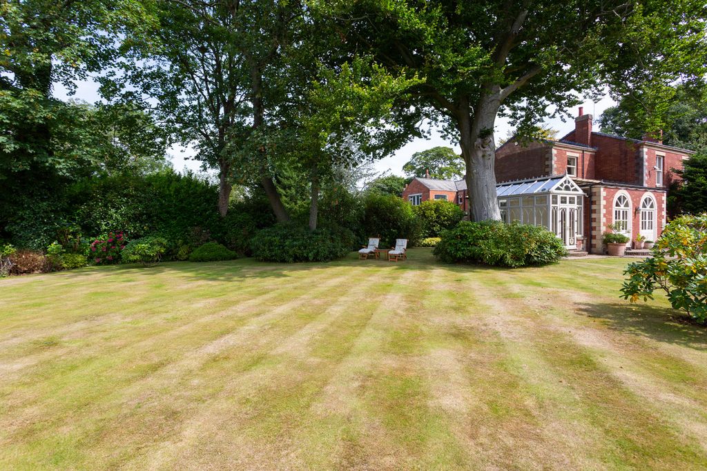 Additional image 5 of 4 bed semi-detached house for saleAbbotsway, Penwortham PR1