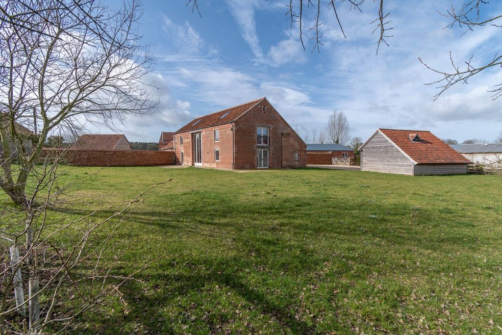 Additional image 2 of 5 bed barn conversion for saleGreen Farm Barns, Hindolveston Road, Melton Constable NR24