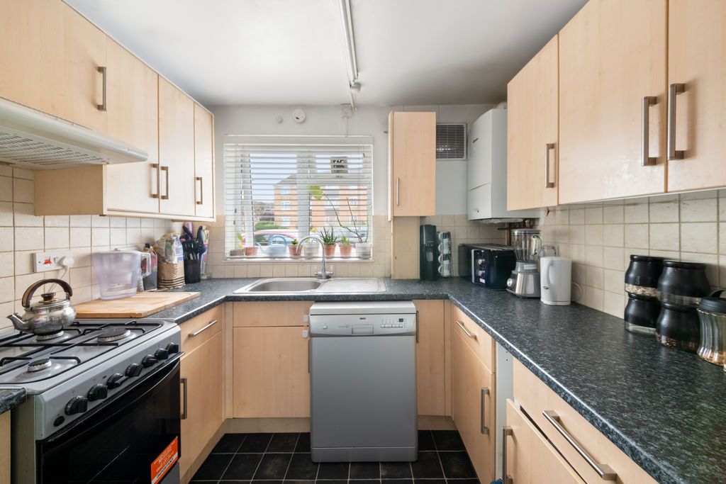 Additional image 2 of 2 bed flat for saleBurlington House, The Farmlands, Northolt UB5