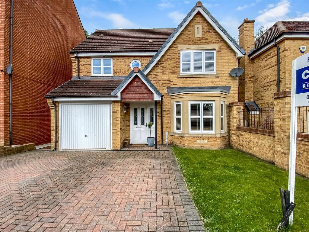 4 bed detached house for saleYouens Crescent, Newton Aycliffe DL5