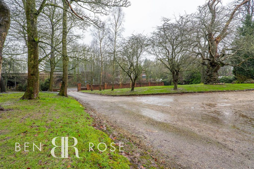 Additional image 40 of 4 bed detached house for saleThe Grange, D'urton Lane, Broughton, Preston PR3