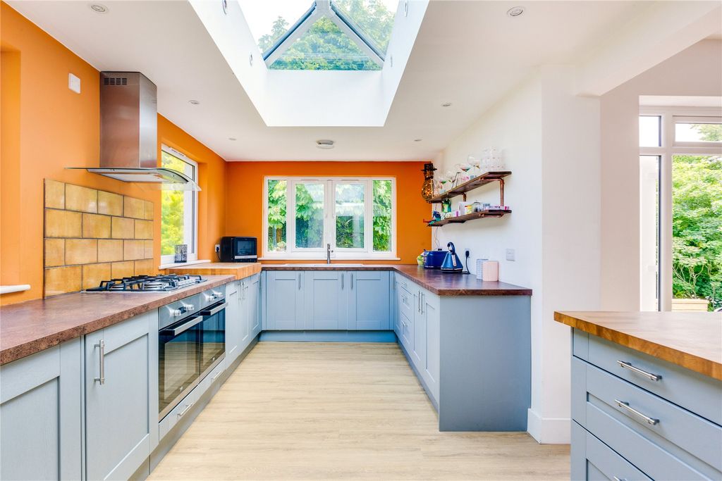 Additional image 16 of 6 bed detached house for saleTrenance Lane, Newquay, Cornwall TR7