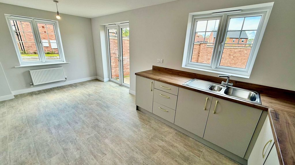 Additional image 4 of 3 bed detached house for saleChantry Park, Market Rasen LN8