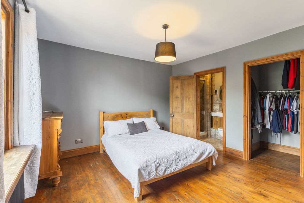 Additional image 29 of 4 bed detached house for saleCastle Cottage, Spink Lane, Pontefract WF8