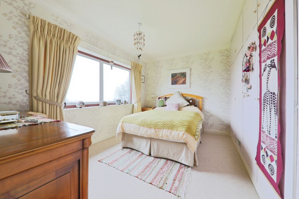 Additional image 13 of 5 bed detached house for saleCroft Park, North Ferriby HU14